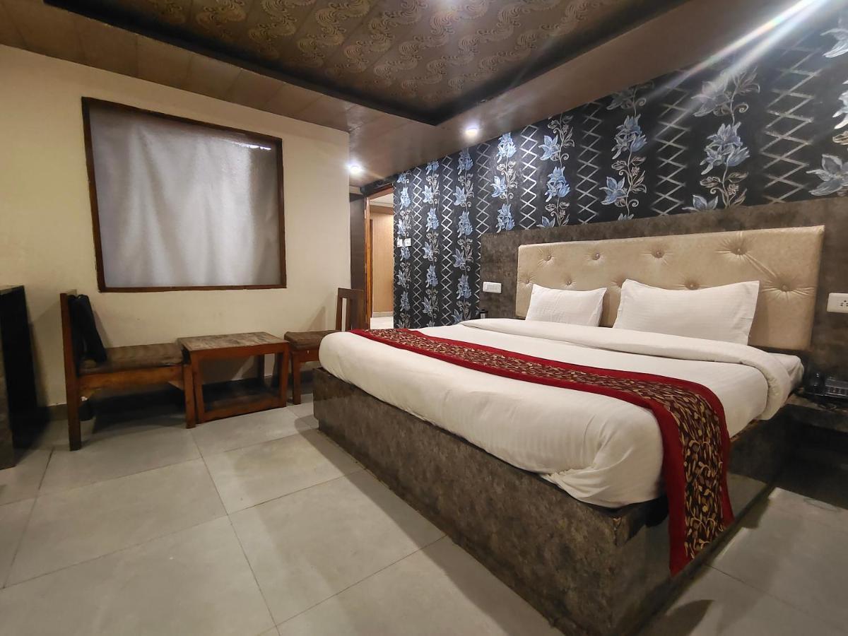 Mountain Zest-Simla Royale Near Mall Road-Free Pickup From Railway Station Simla Exterior photo